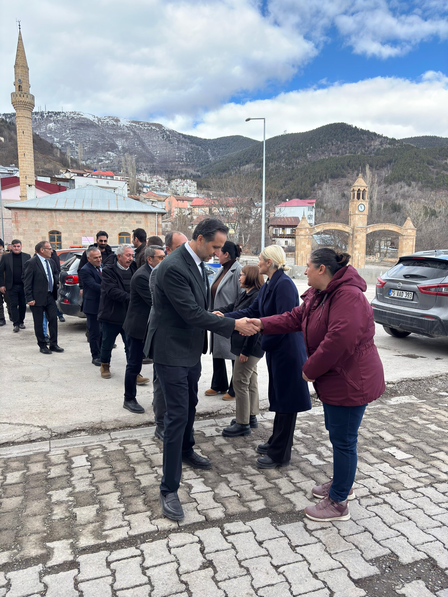 CHP Ardahan Milletvekili Özgür Erdem İncesu ve CHP Ardahan İl Başkanı Yunus Dündar, Posof’u ziyaret etti.
